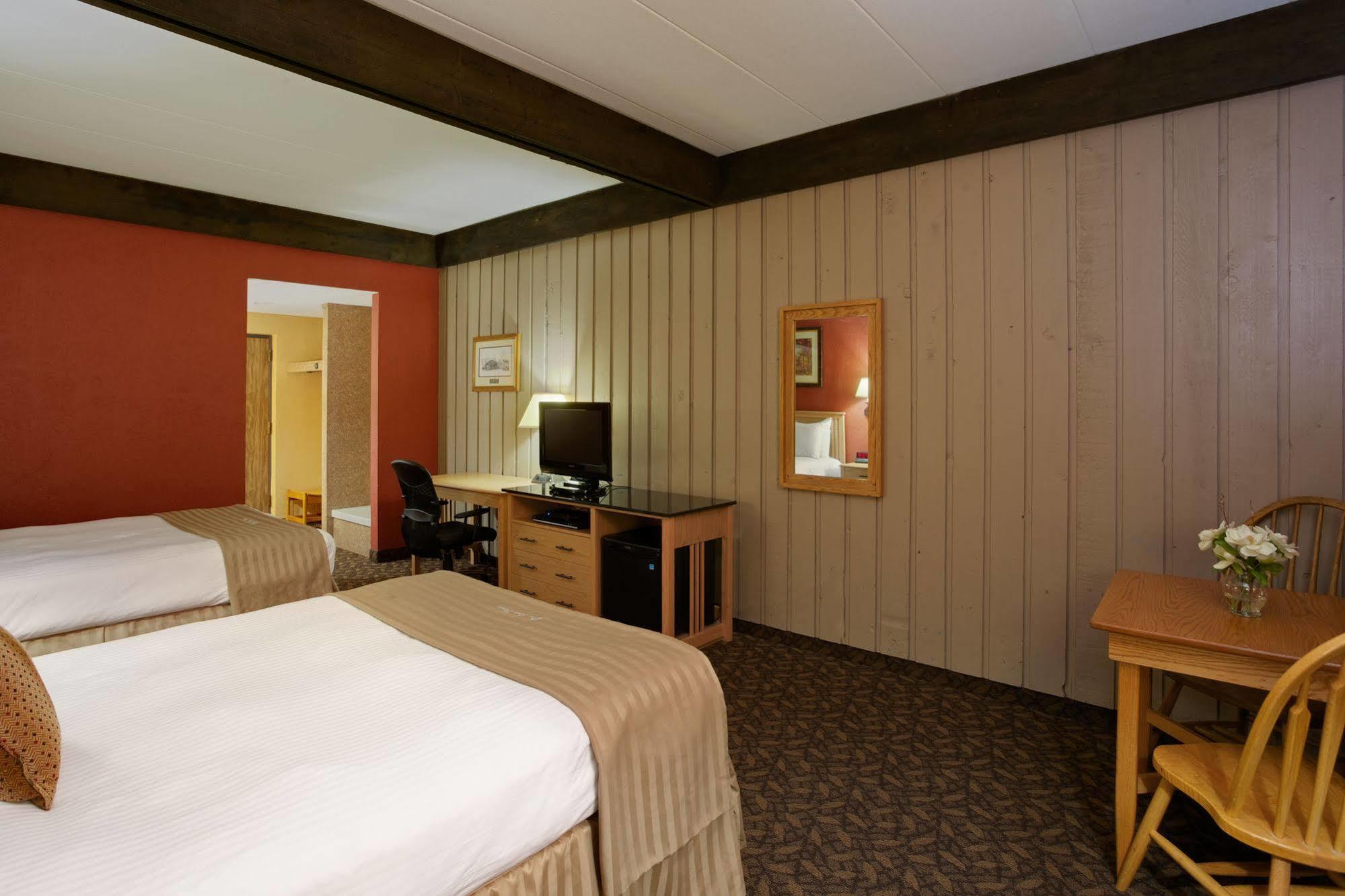 Mohican Lodge And Conference Center Perrysville Екстер'єр фото
